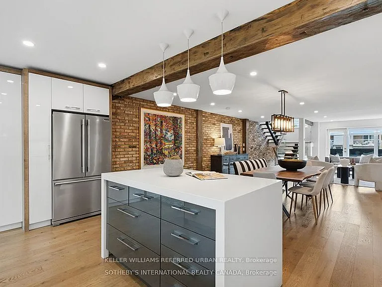 32 Eaton Ave #2 — Photo 9