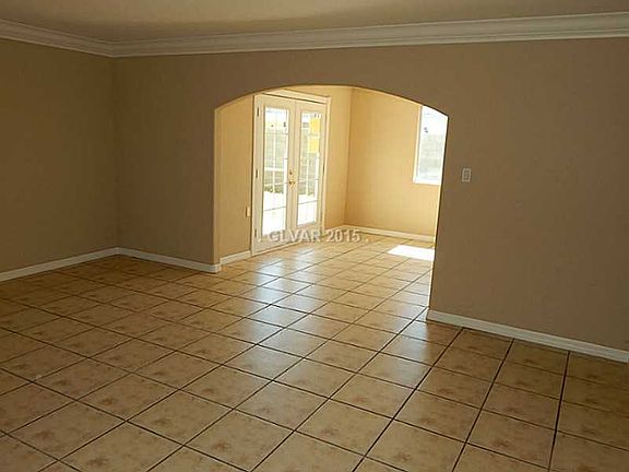 2nd image of 6249 Fairwood Ave