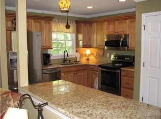 960 Beech Bend Dr, Nashville, TN 37221