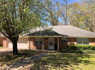 317 Grace Ln, Carthage, TX 75633