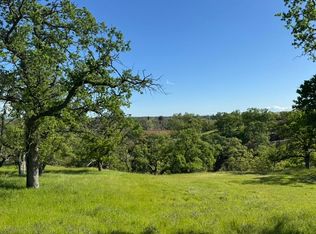 22545 Rio Robles Dr, Red Bluff, CA 96080