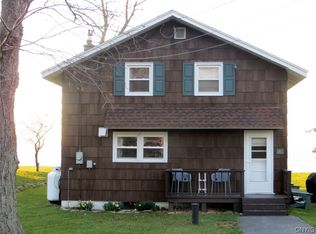 187 Ferguson Beach Rd, Oswego, NY 13126