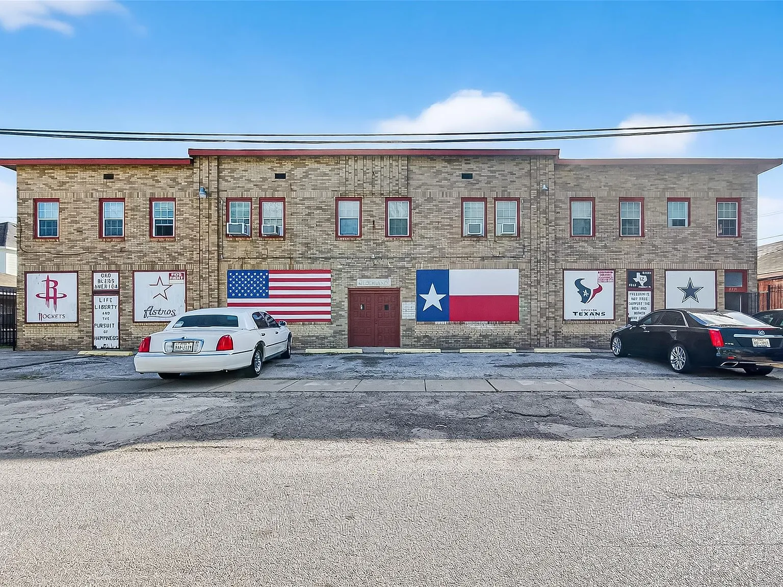 1 bed, 1.0 bath, 700 sqft, $1,000 — Photo 1