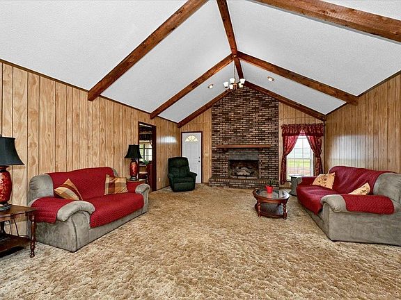 3rd image of 1717 County Road 566