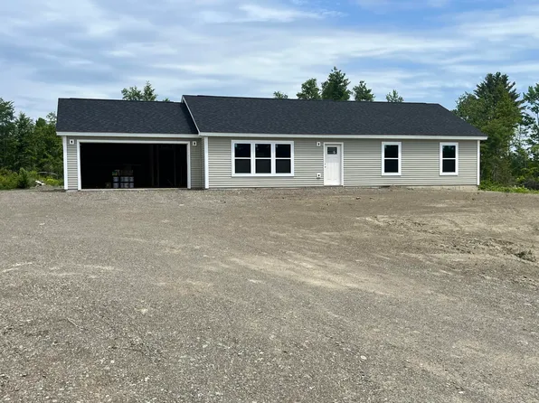 9 Blue Sky Drive, Levant, ME 04456