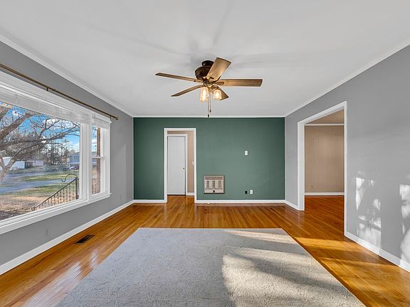 4th image of 291 Belvue Dr