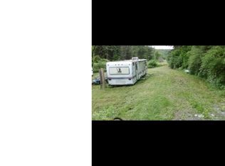 1 Cat Tail Ln, New Ringgold, PA 17960