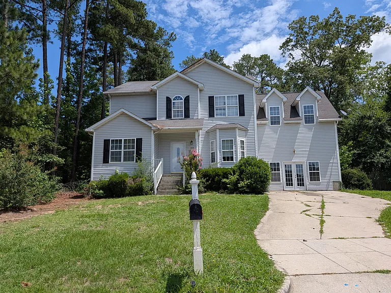 108 Adlett Ln — Photo 2