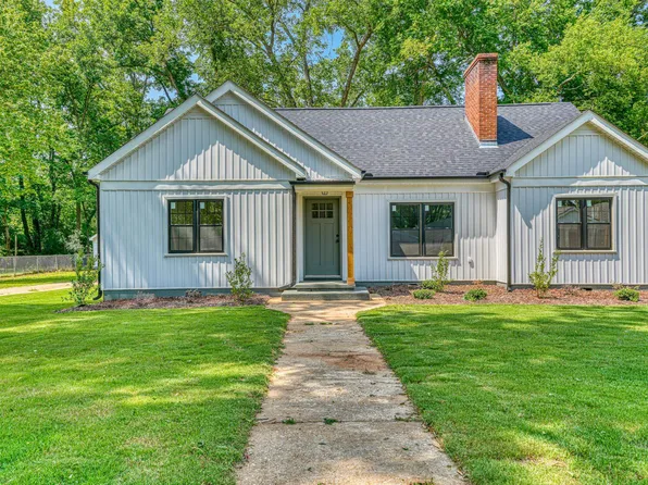 2125 Oak St, Leighton, AL 35646