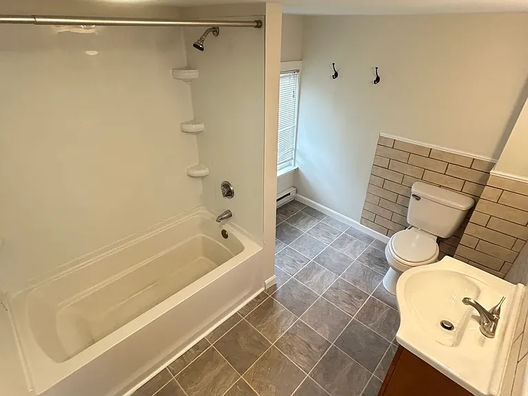 21 Haskell St #3 — Photo 7