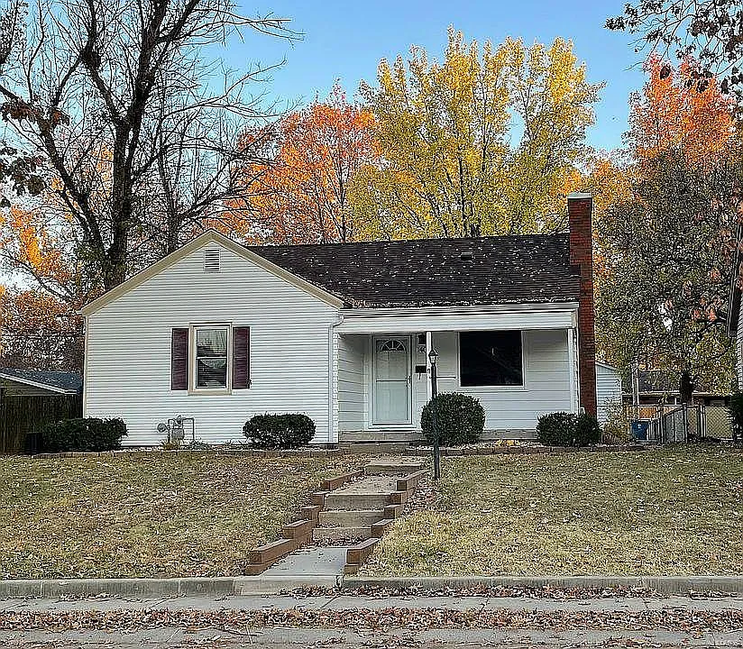 1405 Randle St photo 1