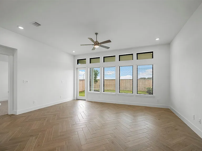 21747 Zebra Swallowtail Dr — Photo 5