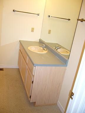 4th image of 1831 Hankins Dr