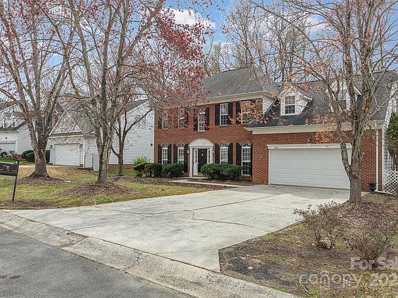 4th image of 6654 Kingbird Ct