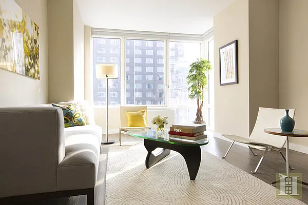 Rented by Halstead Real Estate | media 29