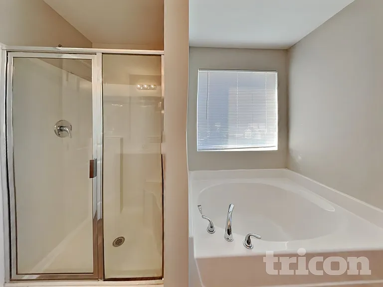47 Hallow Oak St — Photo 10