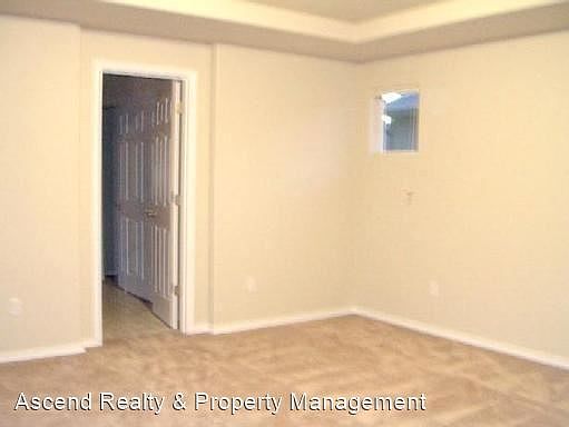 5th image of 1827 SE Harwell Way
