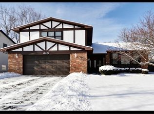 640 Sheffield Ln, Bolingbrook, IL 60440