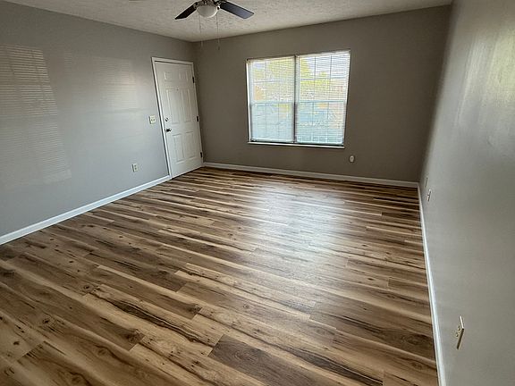 4th image of 858 Copperfield Dr #858