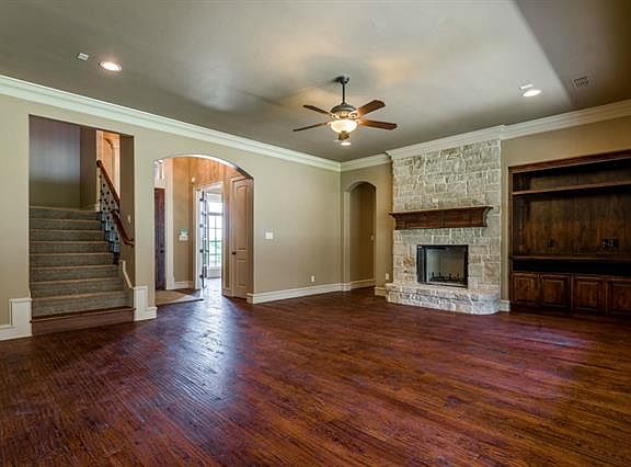 4th image of 6817 Woodland Hills Dr
