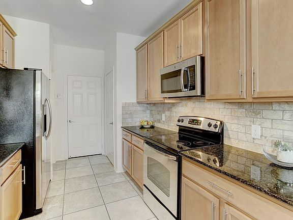 3rd image of 6423 Calgary Woods Ln