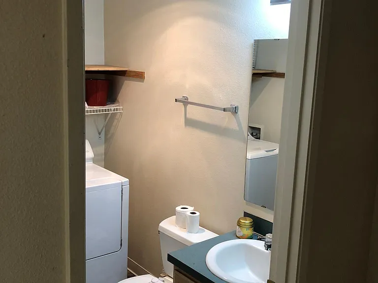 2813 J Ct SE #A — Photo 19