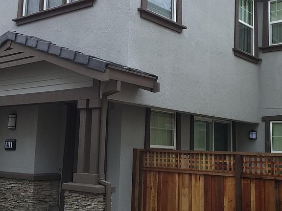 4th image of 612 Montage Cir