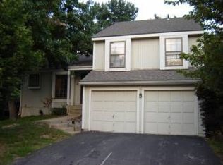 12714 W 108th St, Overland Park, KS 66210