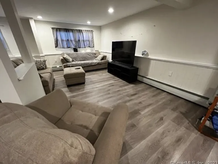 21 McDermott Cir — Photo 11