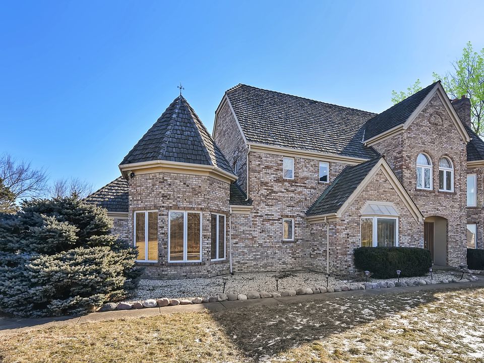 1st image of 6765 W Creekside Dr