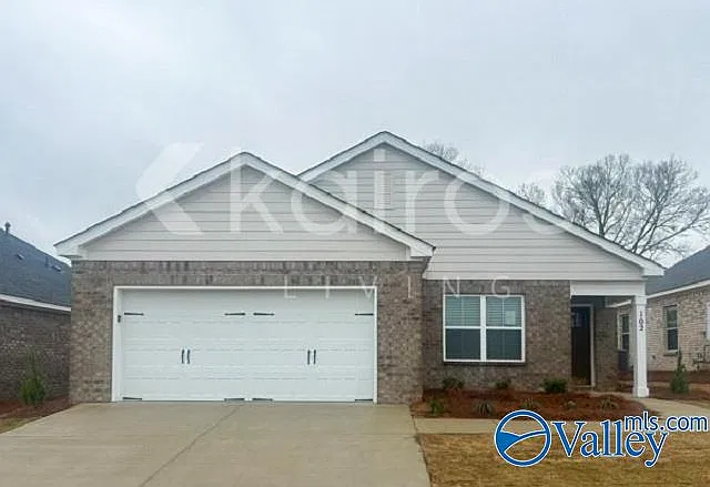 4 bed, 2.0 bath, 1775 sqft, $2,125 — Photo 1