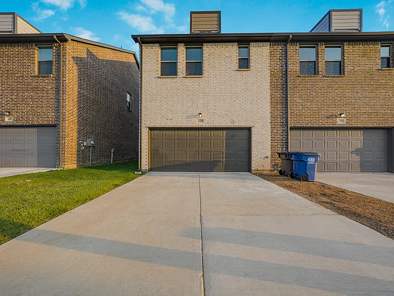 6539 Baritone Ct — Photo 12