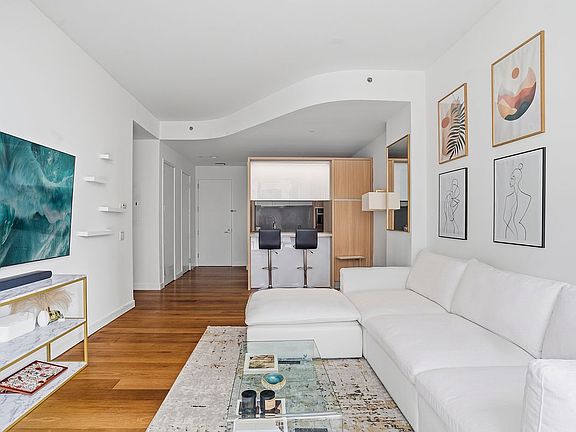 3rd image of 311 W Broadway APT 7D