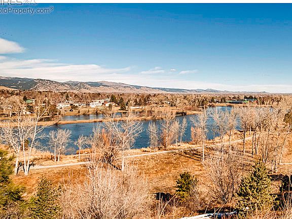 4th image of 1735 Gillaspie Dr