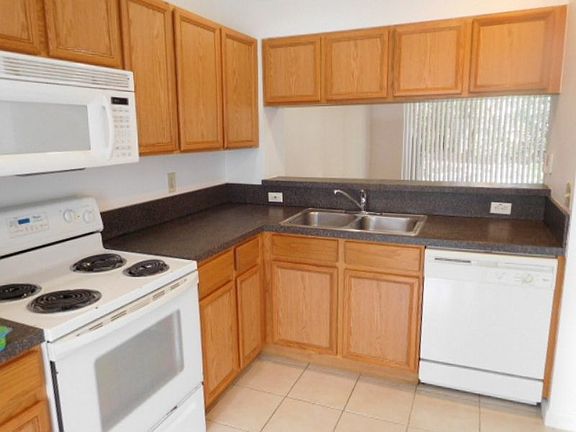 2nd image of 5047 Palmbrooke Cir