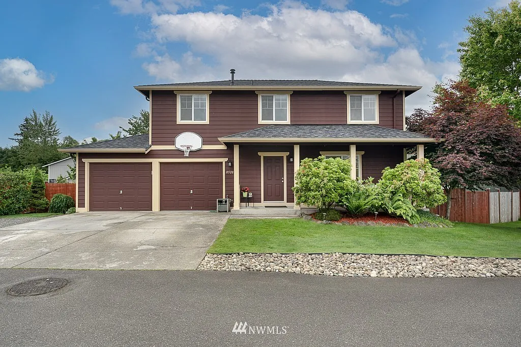 3 bed, 2.5 bath, 1260 sqft, $3,000 — Photo 1
