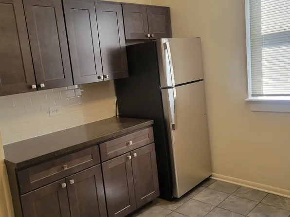 2515 W 65th St Floor 2, Chicago, IL 60629