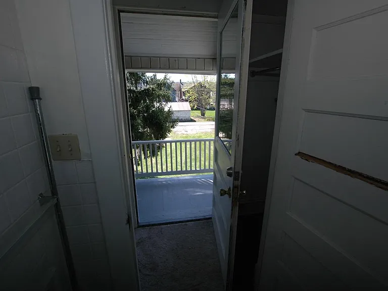 1516 Mifflin St — Photo 11