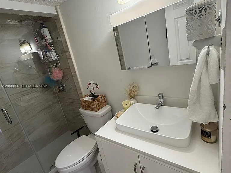 9940 SW 146th Ct #1 — Photo 4