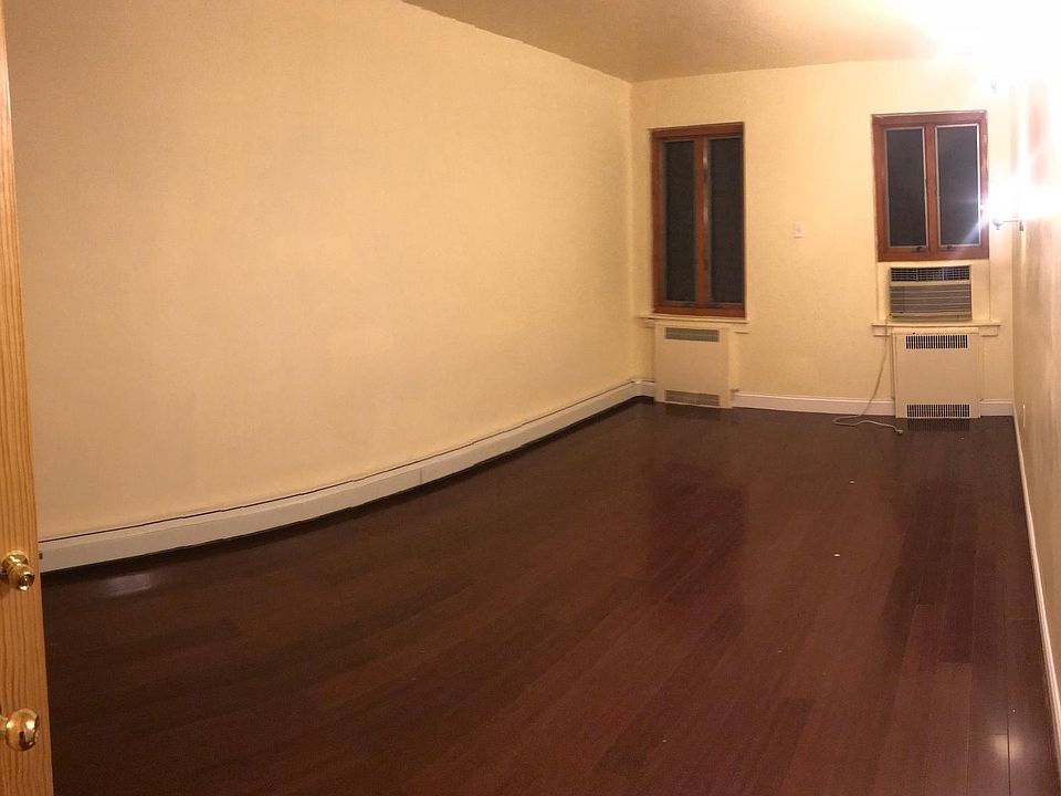 2nd image of 2366 E 26th St #2