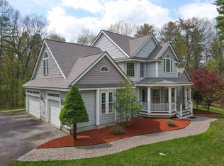 17 Aldrich St, Litchfield, NH 03052