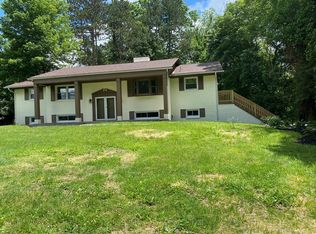 102 Mollohan Dr, Beckley, WV 25801
