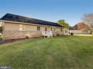 10 Cemetery Rd, Manchester, PA 17345