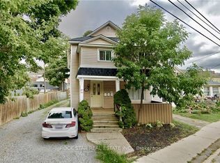 36 Lake St #2, Saint Catharines, ON L2R 5W8