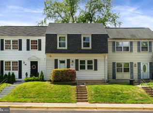 3050 Silent Valley Dr, Fairfax, VA 22031