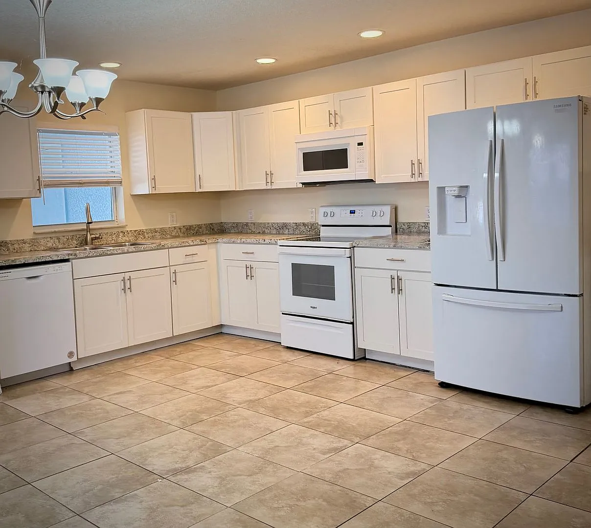 Updated 3-bedroom, 2-bath duplex rental in desirable Sebastian Highlands Florida-First Months Ren... — Photo 3