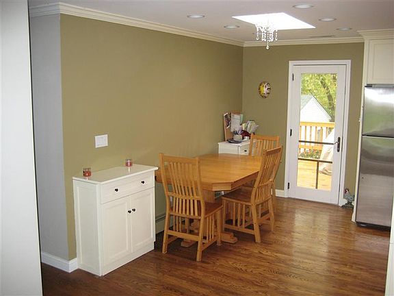 5th image of 3870 Weirman Ave