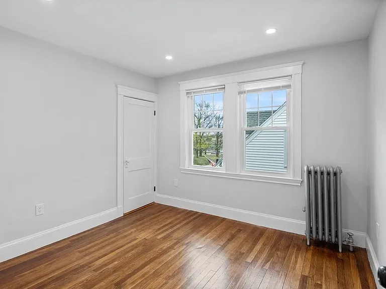 79 Lenoxdale Ave #2 — Photo 7