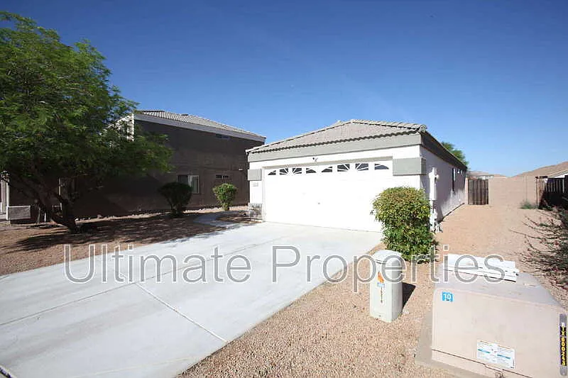 15216 N B Ct