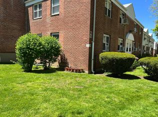 67-32 218th St #1, Oakland Gardens, NY 11364